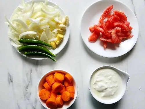 ingredients to make saag