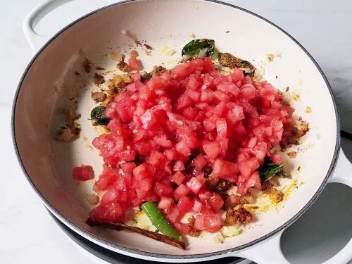 cook diced tomatoes