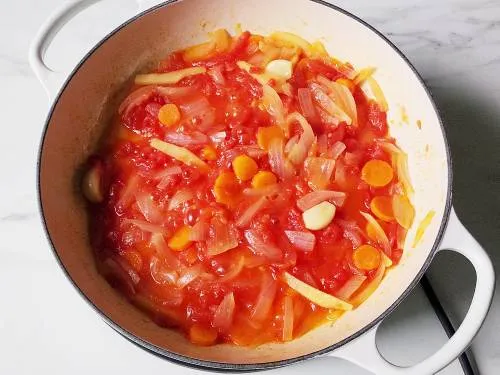 cooked vegetables to make curry base