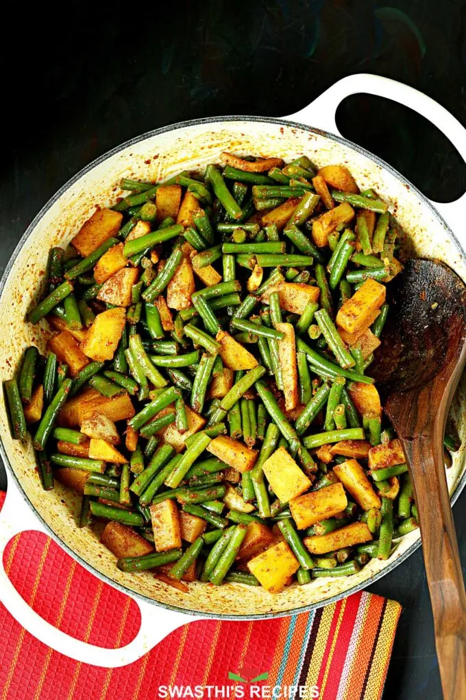 Green Beans and Potatoes - Aloo Beans