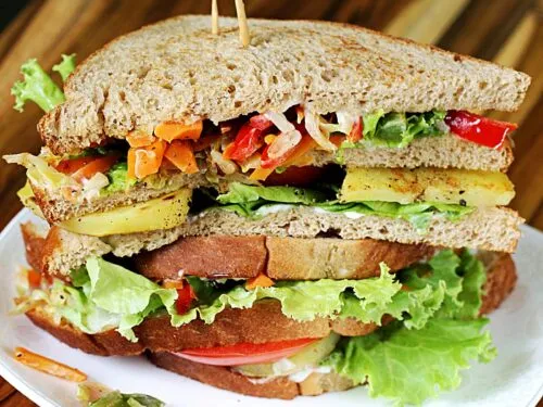 vegetarian club sandwich