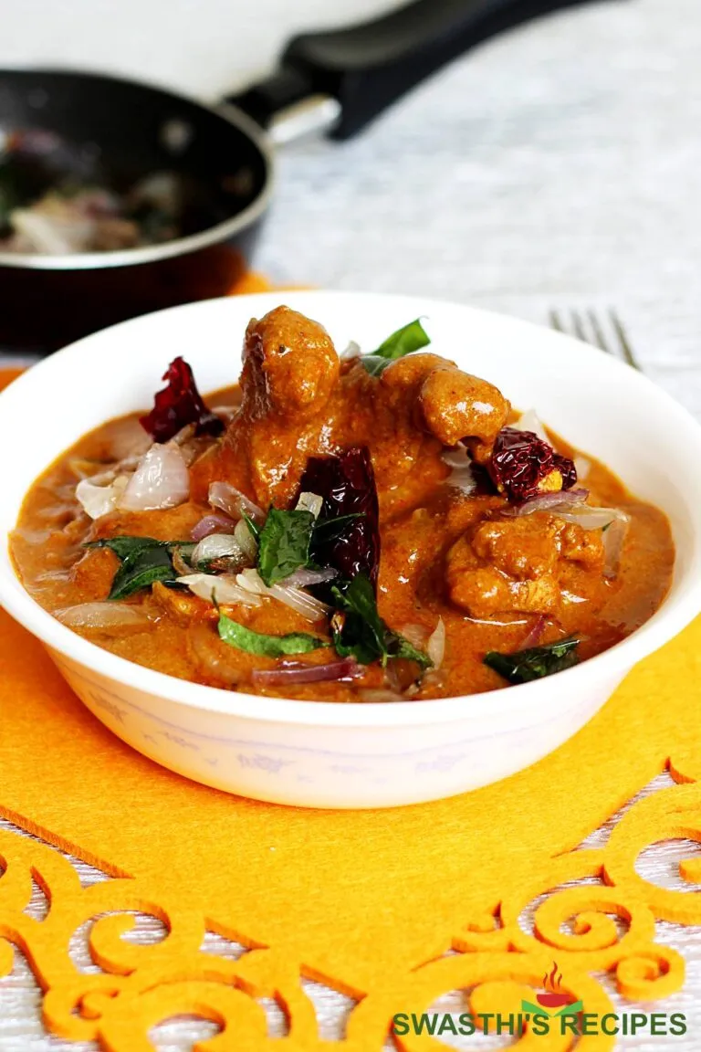Kerala Chicken Curry (Nadan Kozhi Curry)