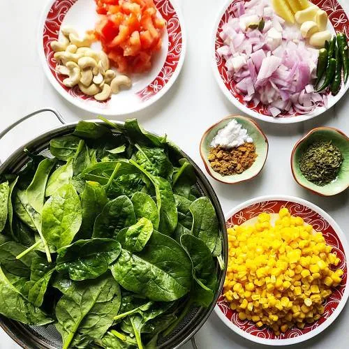 Ingredients to make palak corn